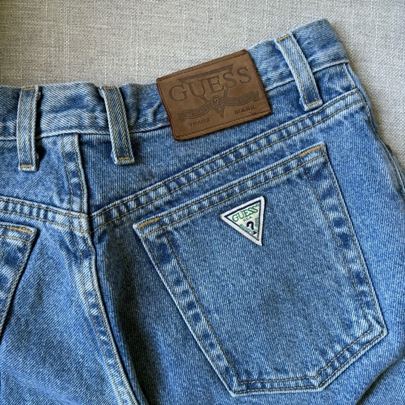 Guess Denim - Vintage 90s Guess High Rise Mom Jeans Made in Canada Light Blue Wash Size 28 29